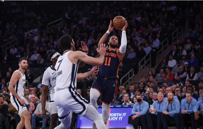 灰熊全队合力，轻松击败尼克斯