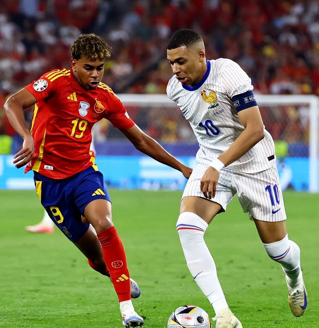 半岛体育网站-荷兰队横扫法国，挺进欧国联半决赛