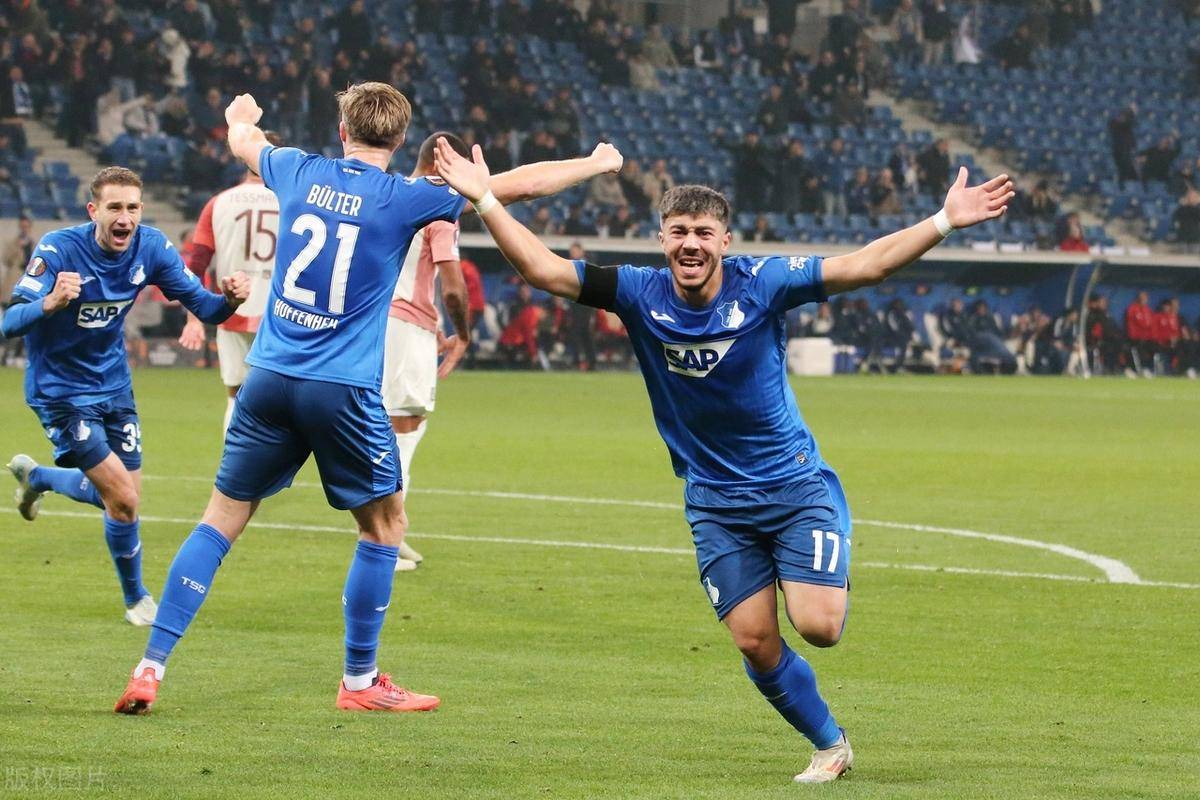 半岛体育官方入口-弗赖堡队在最近的比赛中表现出色