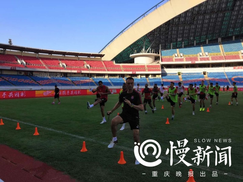 关于青岛黄海客场挑战重庆斯威，能否取得胜利？的信息