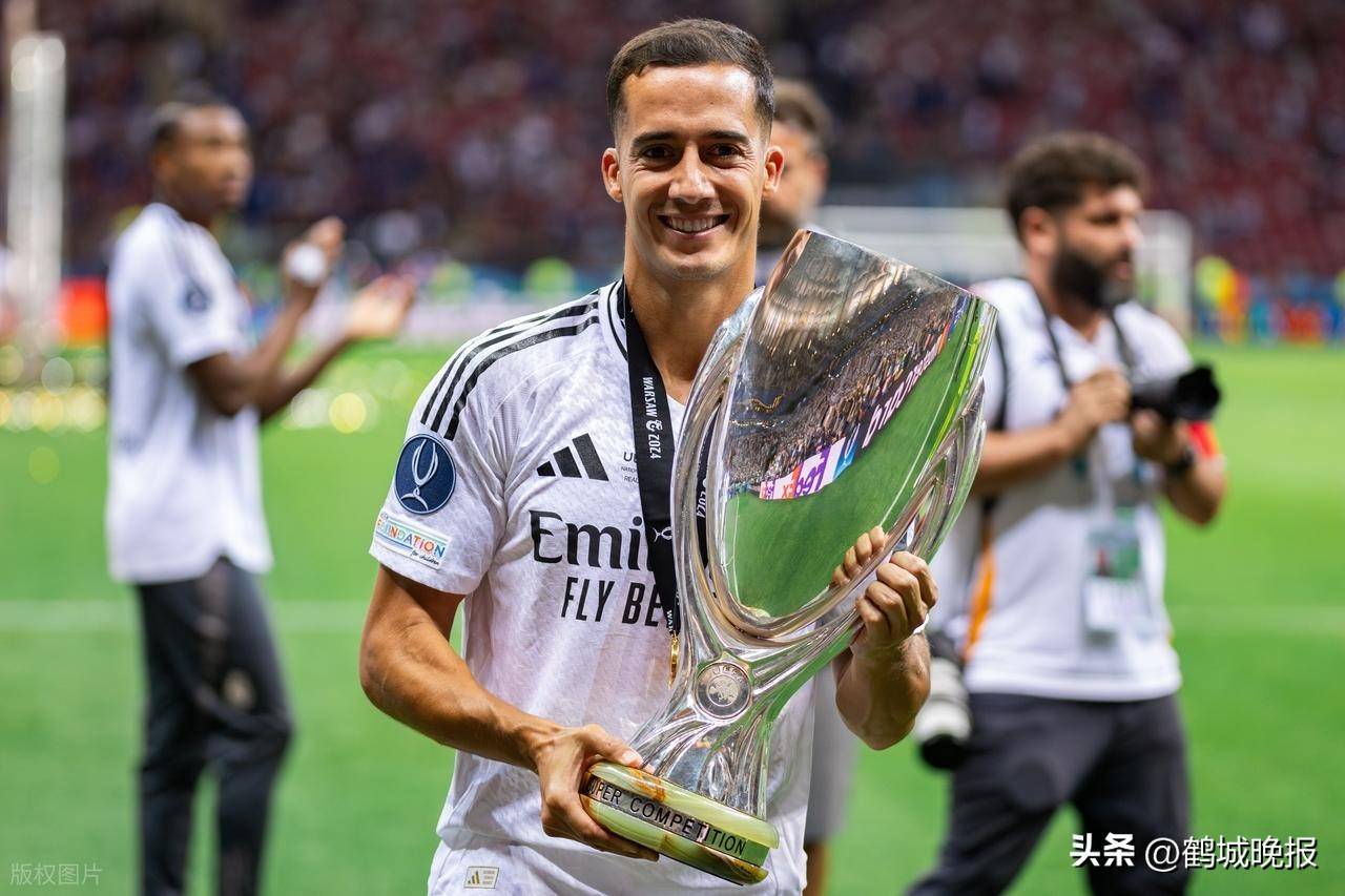 半岛体育网址-皇马球员纷纷表态支持主教练，团结一致的简单介绍