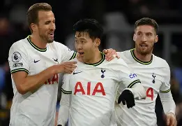 半岛体育直播-热刺雄心勃勃，压轧对手晋级迈大步