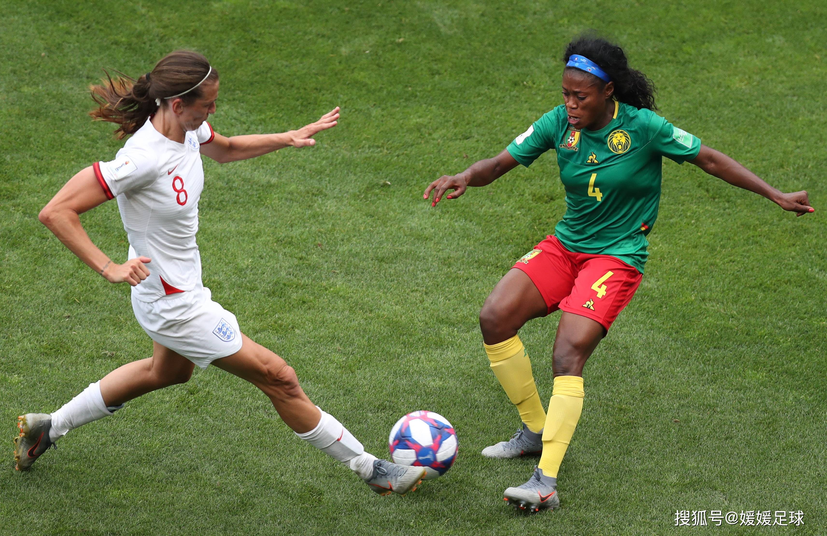 半岛体育官方-全球女子足球比赛势头强劲，赛事吸引众多关注的简单介绍