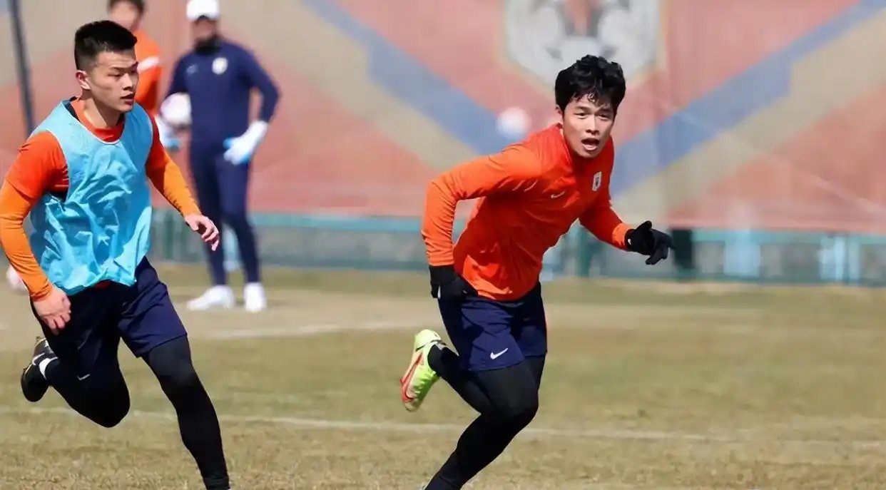 青岛中能客场击败浙江毅腾，球队展现出色实力的简单介绍