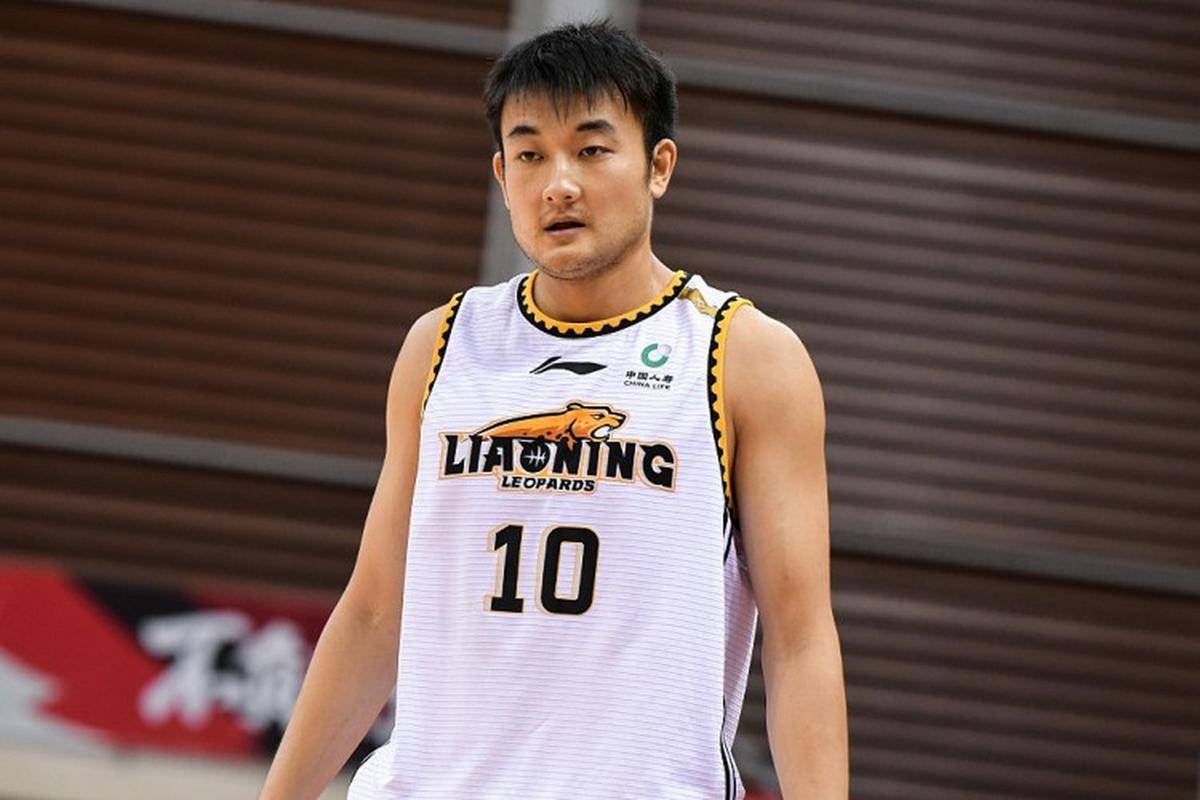 包含精准投篮！球员手感火热带领球队取胜！的词条