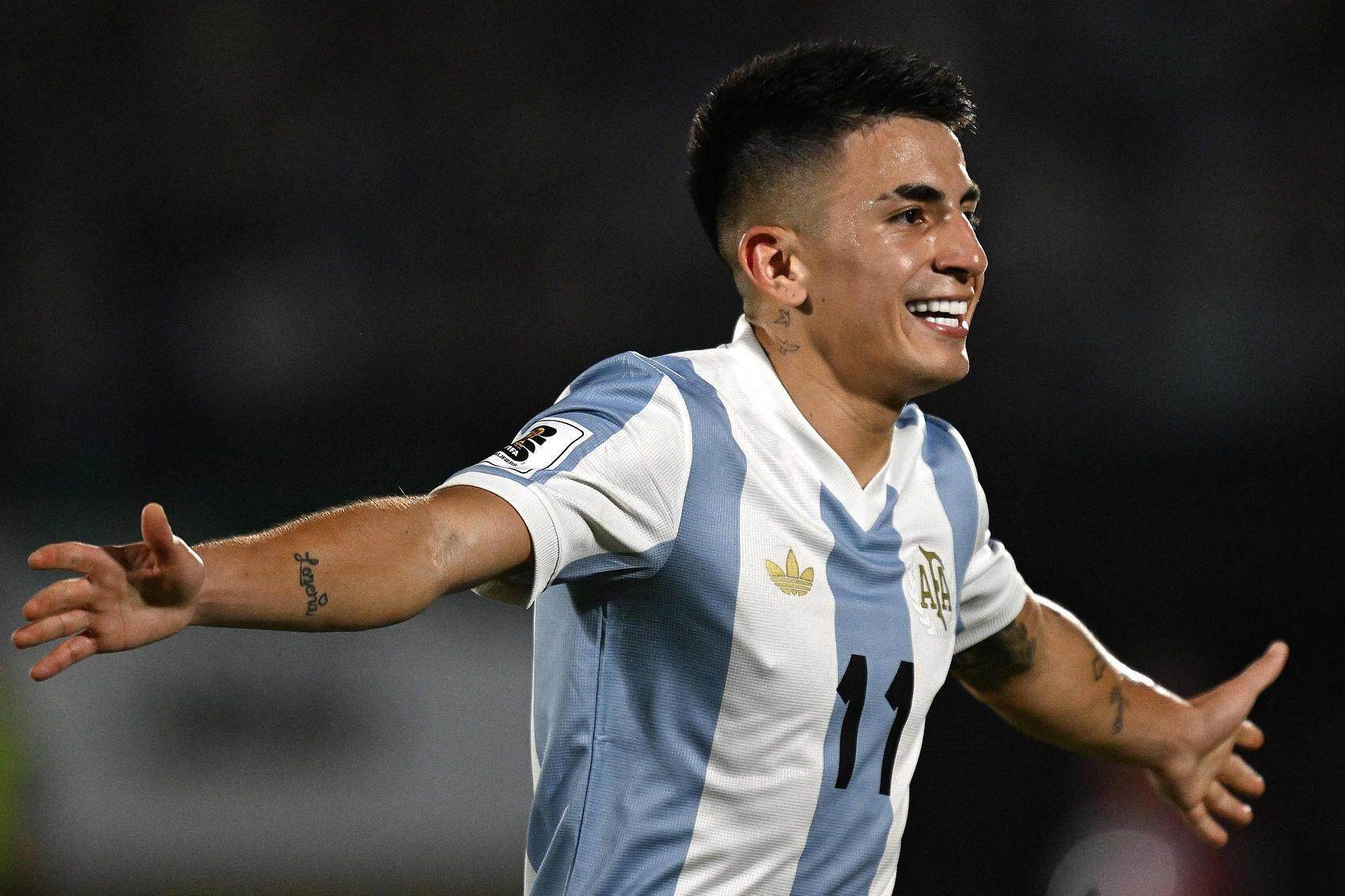 阿根廷球队队员崭露头角，力争夺冠的简单介绍