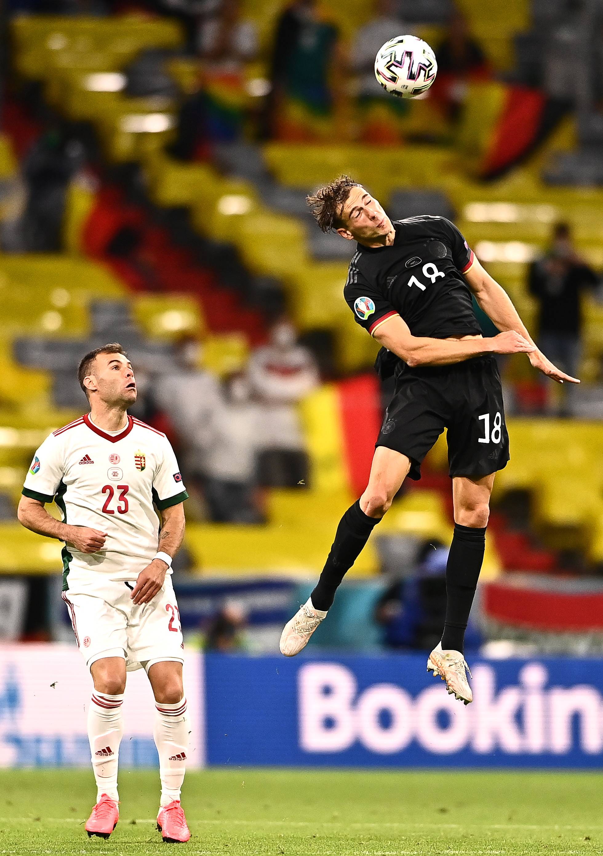 半岛体育app-法国横扫匈牙利，轻松晋级欧锦赛强